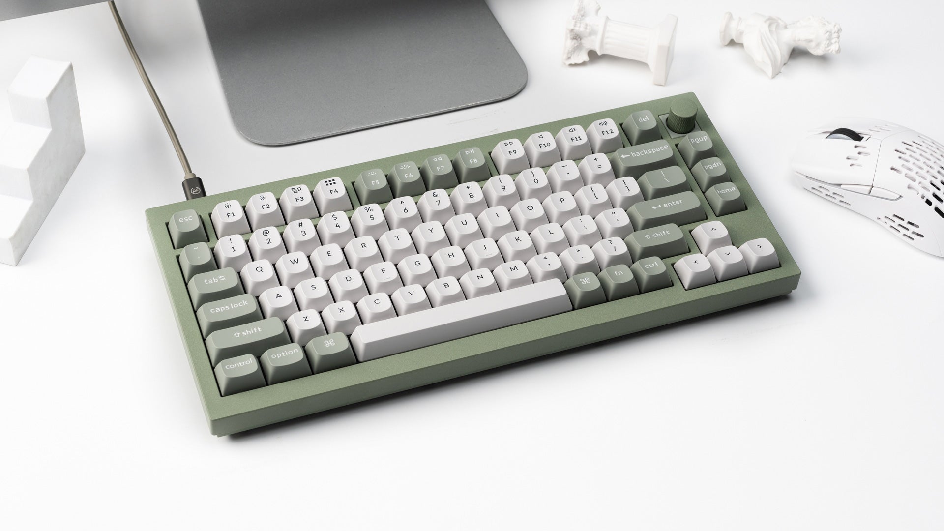 Keychron Q1 QMK VIA 75% layout custom mechanical keyboard green aluminum frame K Pro switch