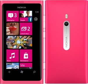 Nokia 800 Lumia magenta